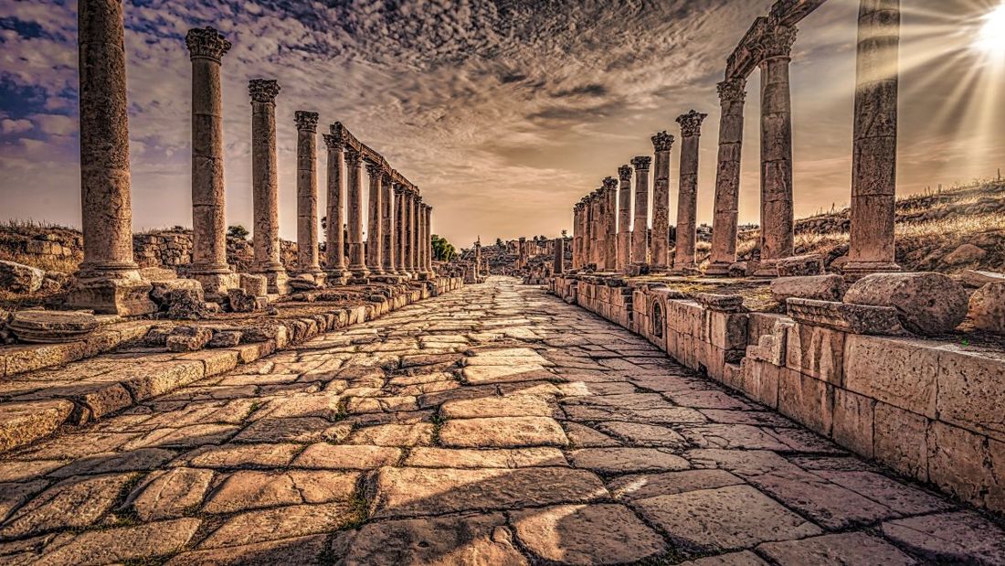 Jordánia körutazás Jerash kőfolyosó